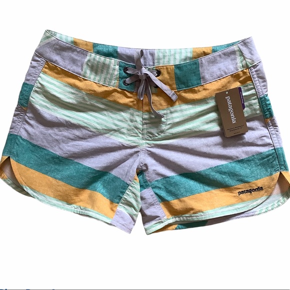 Patagonia Other - Patagonia Women’s 5” Wavefarer Boardshorts